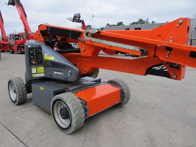 Sold - Articulated Boom Lift - View 2